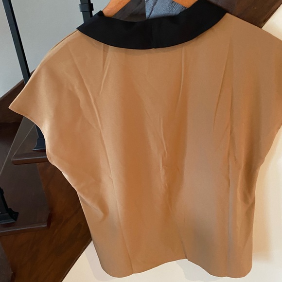 Dressy T-shirt in excellent condition never worn - Picture 3 of 3